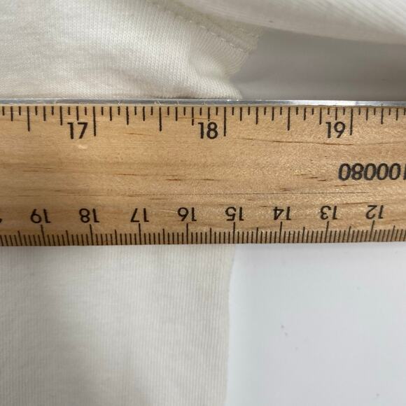 Vineyard Vines Top Girl’s XL Cream Floral Logo Whale Fisherman Nautical Preppy - Picture 7 of 7